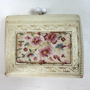 Vintage French Needlepoint Goatskin Ivory Leather Wallet Kiss Lock Coin Purse